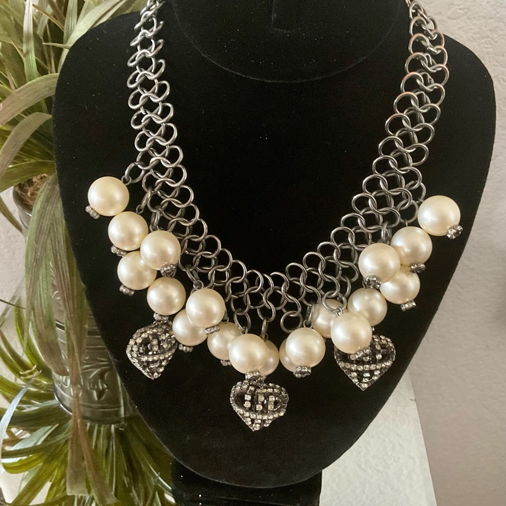 LK VINTAGE CLUSTER HEART & PEARL NECKLACE - 16” LONG